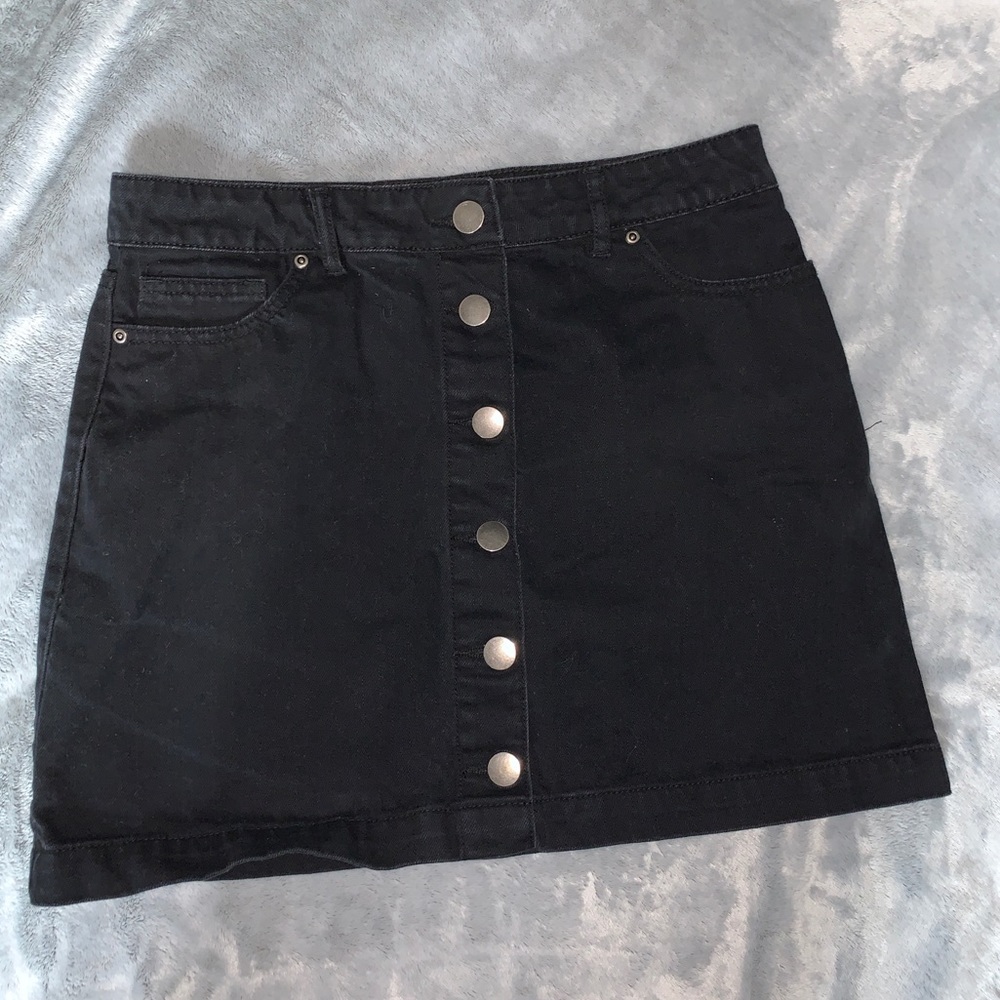 Black Button Denim Skirt